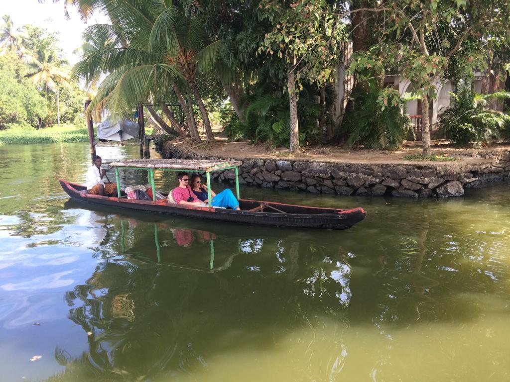 Thoms Beach Homestay Alappuzha Exterior foto